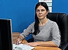 менеджер Анна